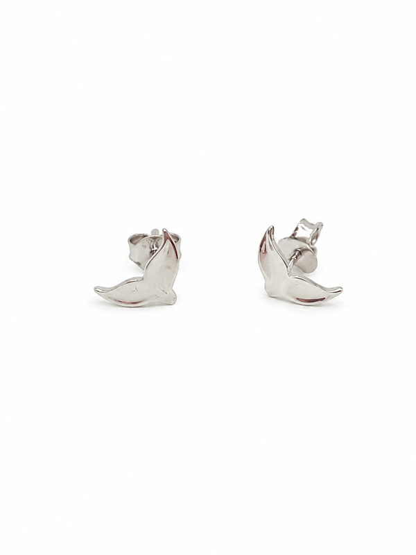 SEA SPIRIT DOLPHIN TAIL STUD EARRING