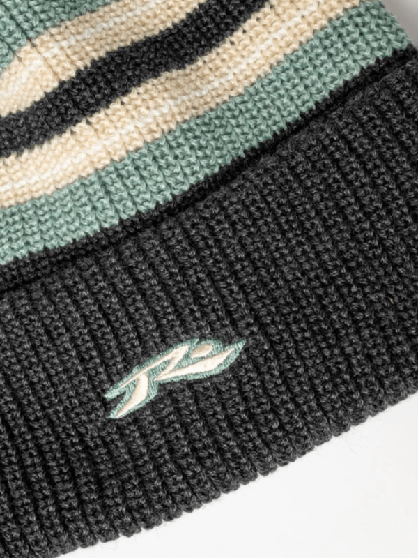 RUSTY BIG RED BEANIE