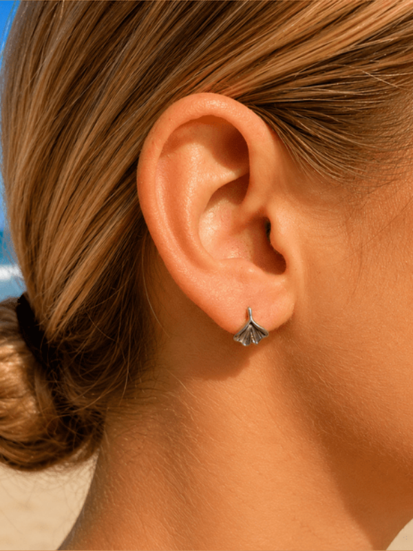 SEABREEZE LEAF STUD EARRING STERLING