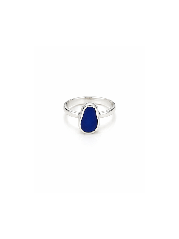 HANDMADE SEAGLASS SIGNET RING