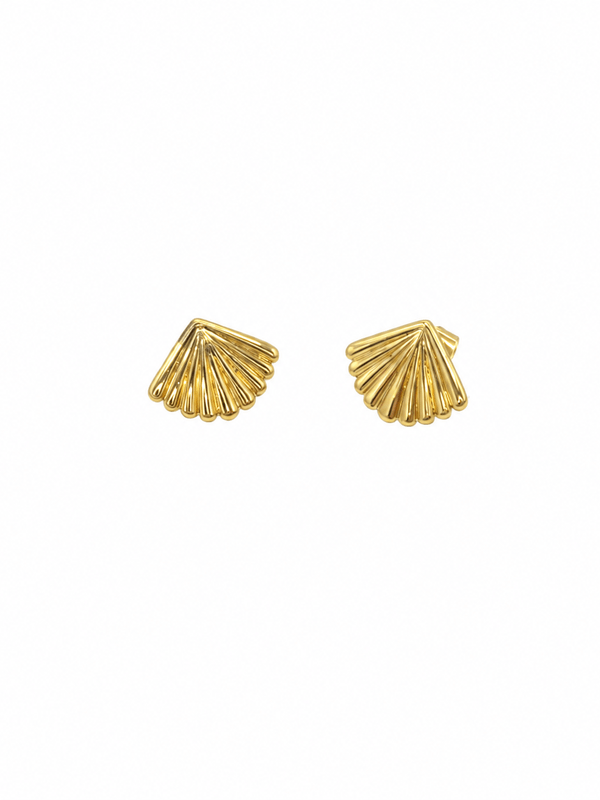 SEABLOOM SHELL STUD EARRINGS