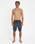 Billabong Mens Tribong Low Tide 18.5" Boardshort