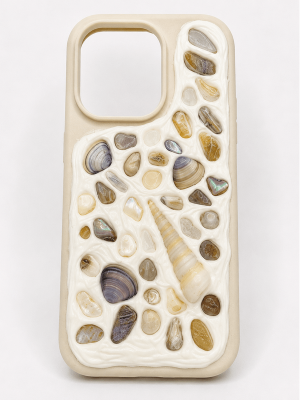 COASTAL HANDMADE SHELL IPHONE 15 PRO PHONE CASE