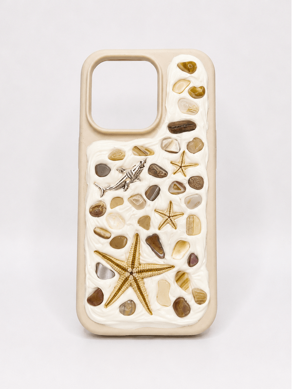 COASTAL HANDMADE SHELL IPHONE 15 PRO PHONE CASE