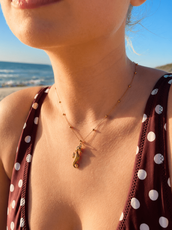 SEAHORSE SWELL NECKLACE