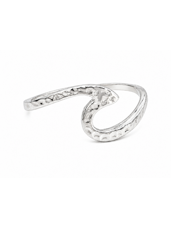 Tidal Wave Hammered Ring