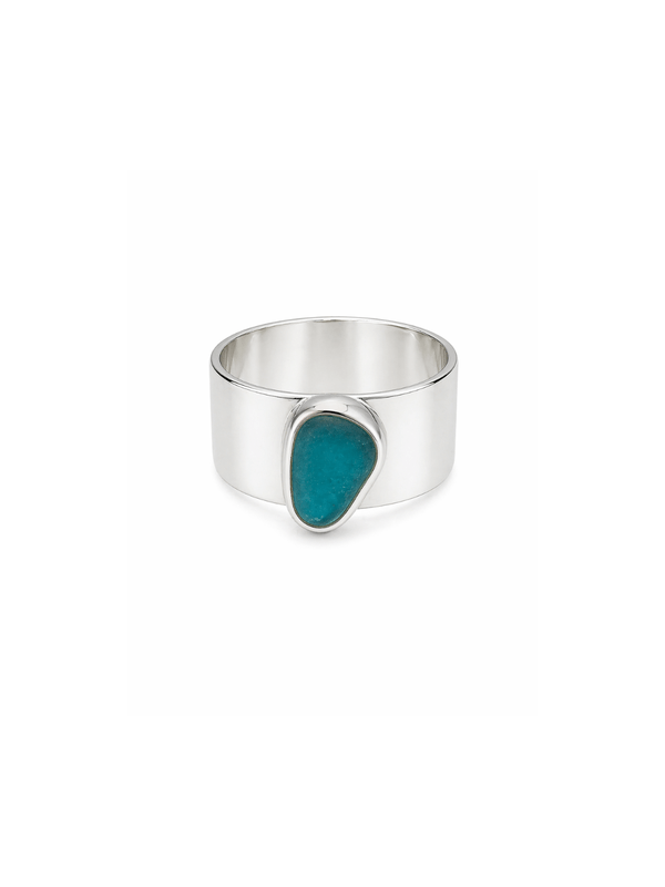 HANDMADE SEAGLASS SIGNET RING