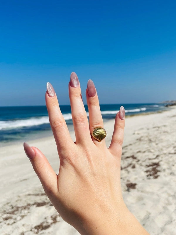 SUNCREST SHELL RING